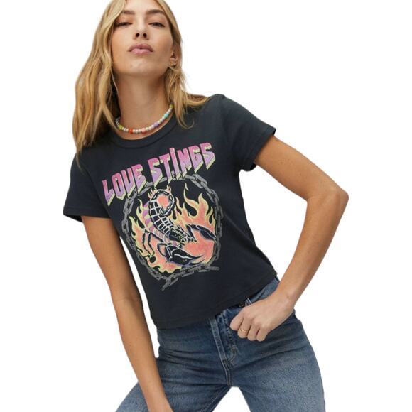 Daydreamer Love Stings Shrunken Tee XS Black Scorpion Graphic Retro Boho New - Picture 1 of 6